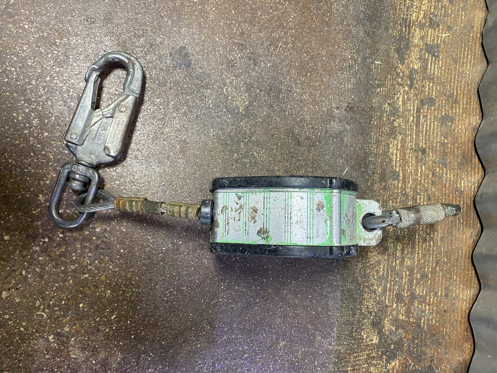 Unknow Name Brand Fall Protection Yoyo Cable Self Retracting Lifeline – Used-