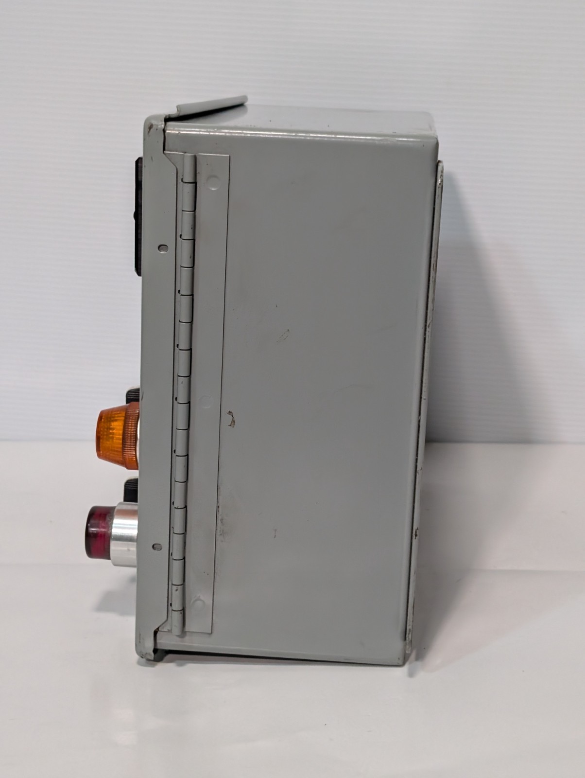 IEE 05464ASSY36613-01A PCB Display Assembly in Hoffman 13″ x 11″ x 5″ Enclosure