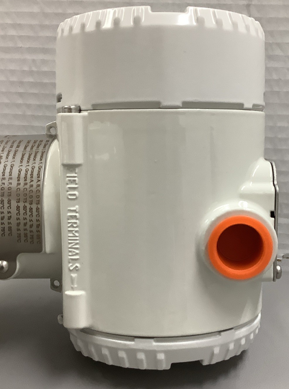 ABB LLT100.AIAH10L5 Laser Level Transmitter 2″ 15.5-42VDC (R45)