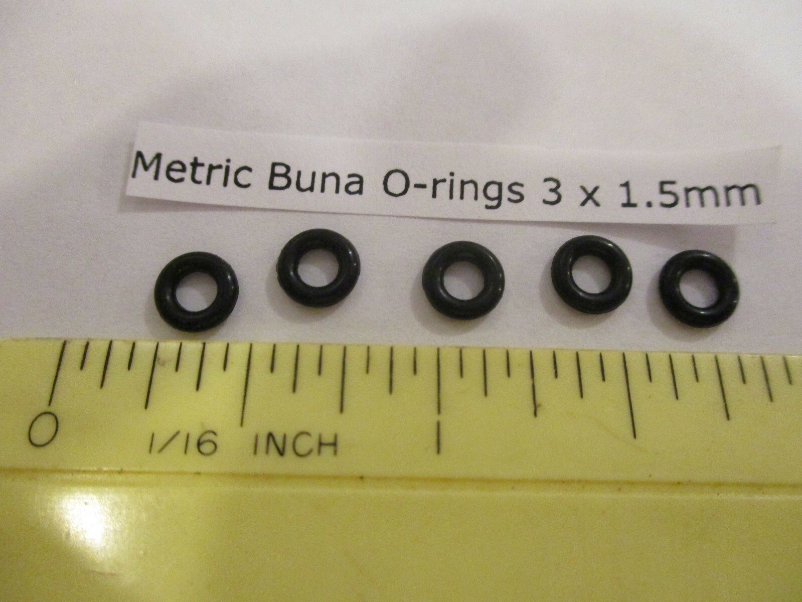 3mm ID x 6mm OD x 1.5mm thick O-ring. Buna-70. Quan 5..
