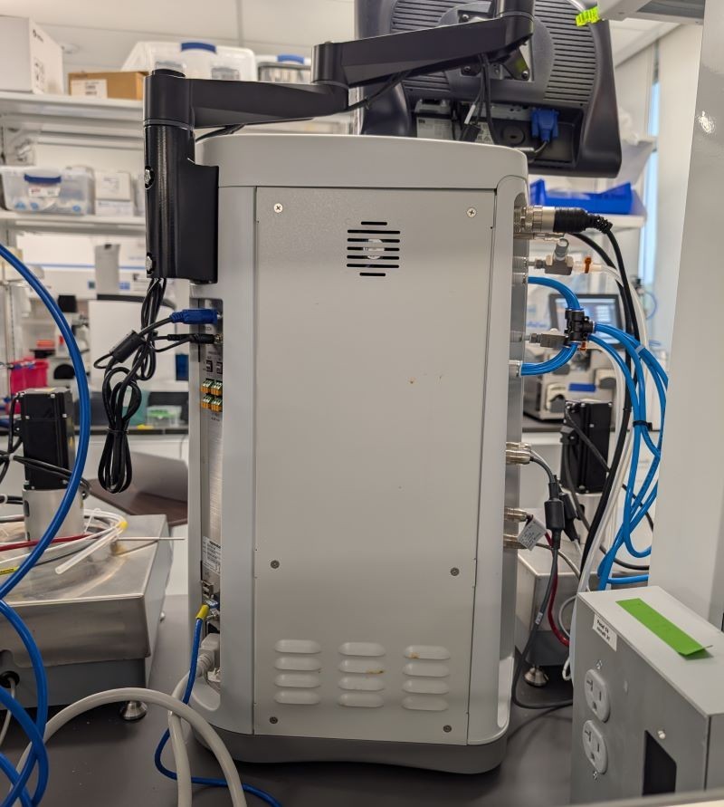 Eppendorf BioFlo 320 Benchtop Bioreactor System