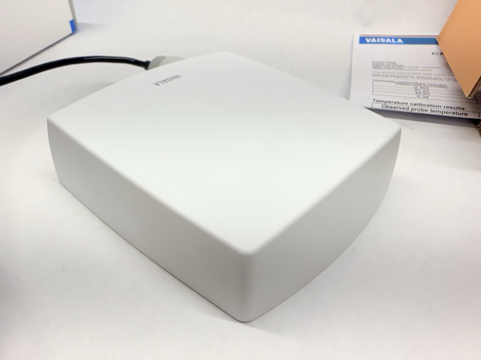 NEW Vaisala HMT120 Humidity & Temperature Transmitter 0 to 100%RH, -40 to +140°F