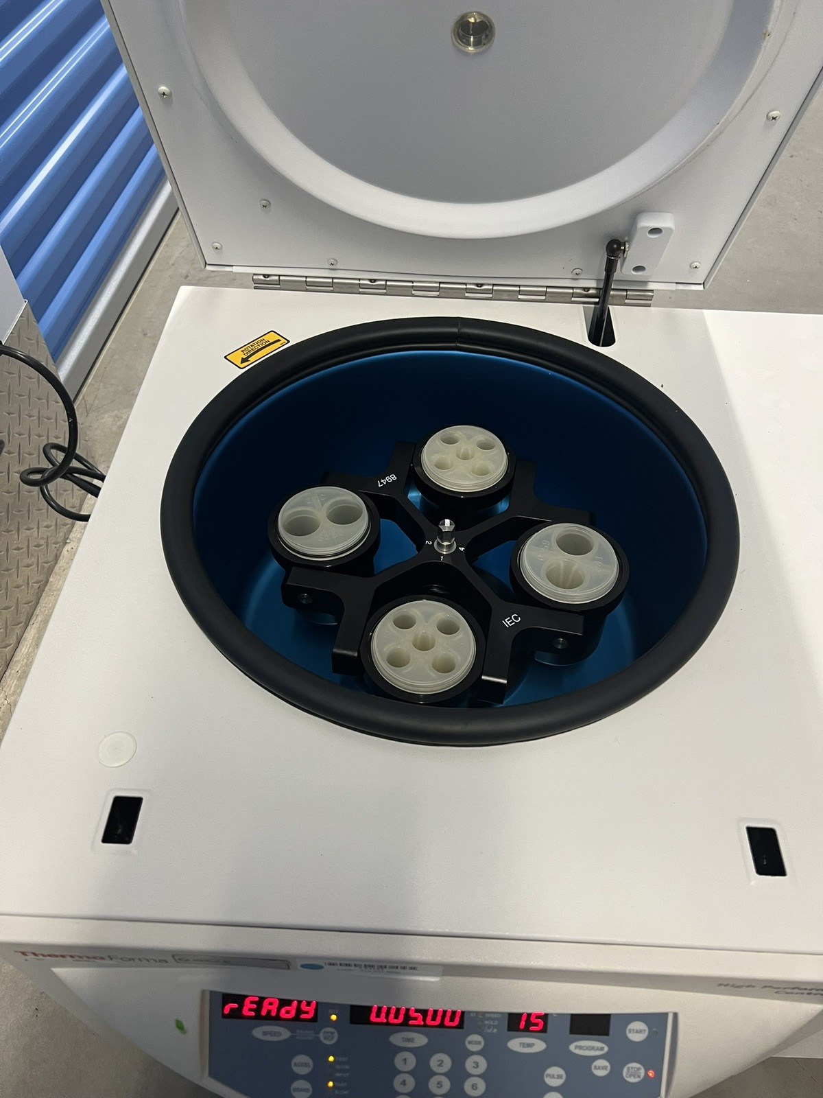 Thermo Forma 1L HPR 5696 16,800 RPM high performance refrigerated centrifuge