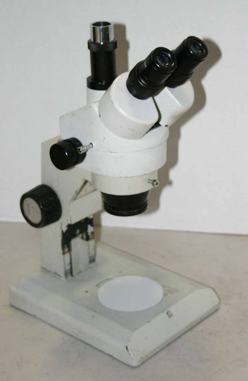 Stereozoom Trinocular Microscope, Nikon Stand; Chinese brand no name 7-45x