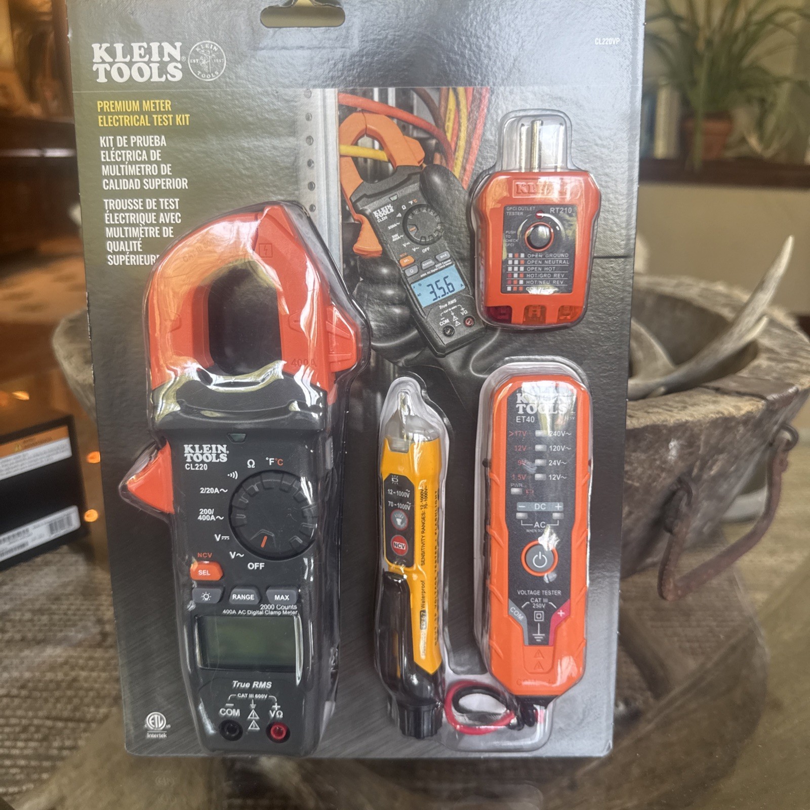 KLEIN TOOLS Premium Meter Electrical Test Kit CL220VP NEW Free Shipping