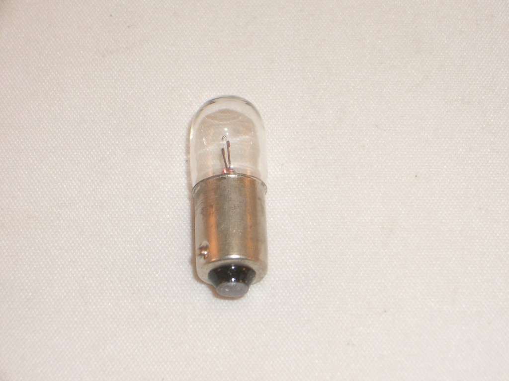 CED P-45 INDICATOR INCANDESCENT LAMP TYPE 45 2.5VDC BULB B9 BAYONET 10 PCS BOX