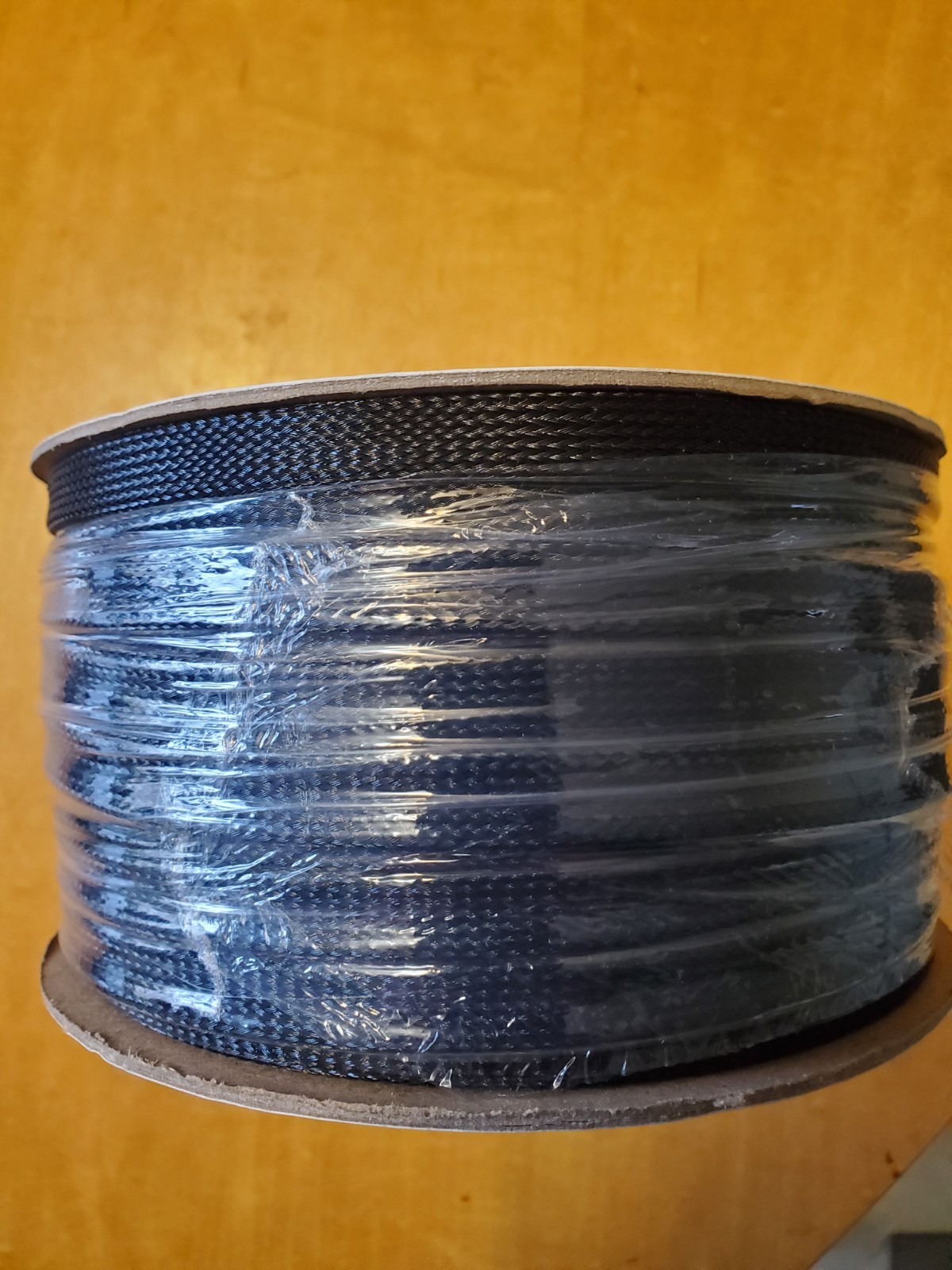 PANDUIT PanWrap SE38PSC-TR0 200ft Expandable sleeving 3/8″ black roll NEW