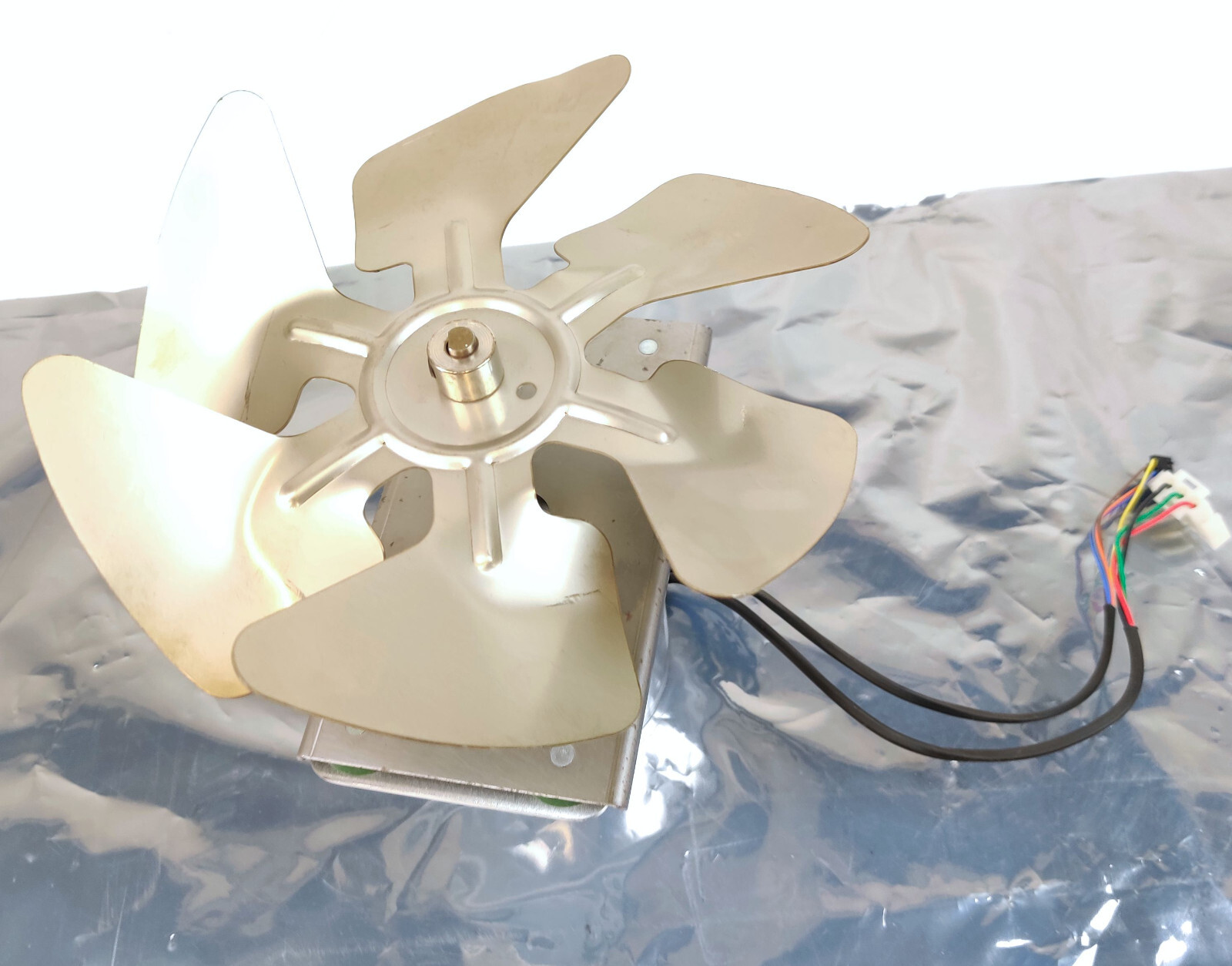 PerkinElmer Clarus GC Oven Fan Assembly w Moog BN34-35DS-04LH-MJ2 Motor Tested