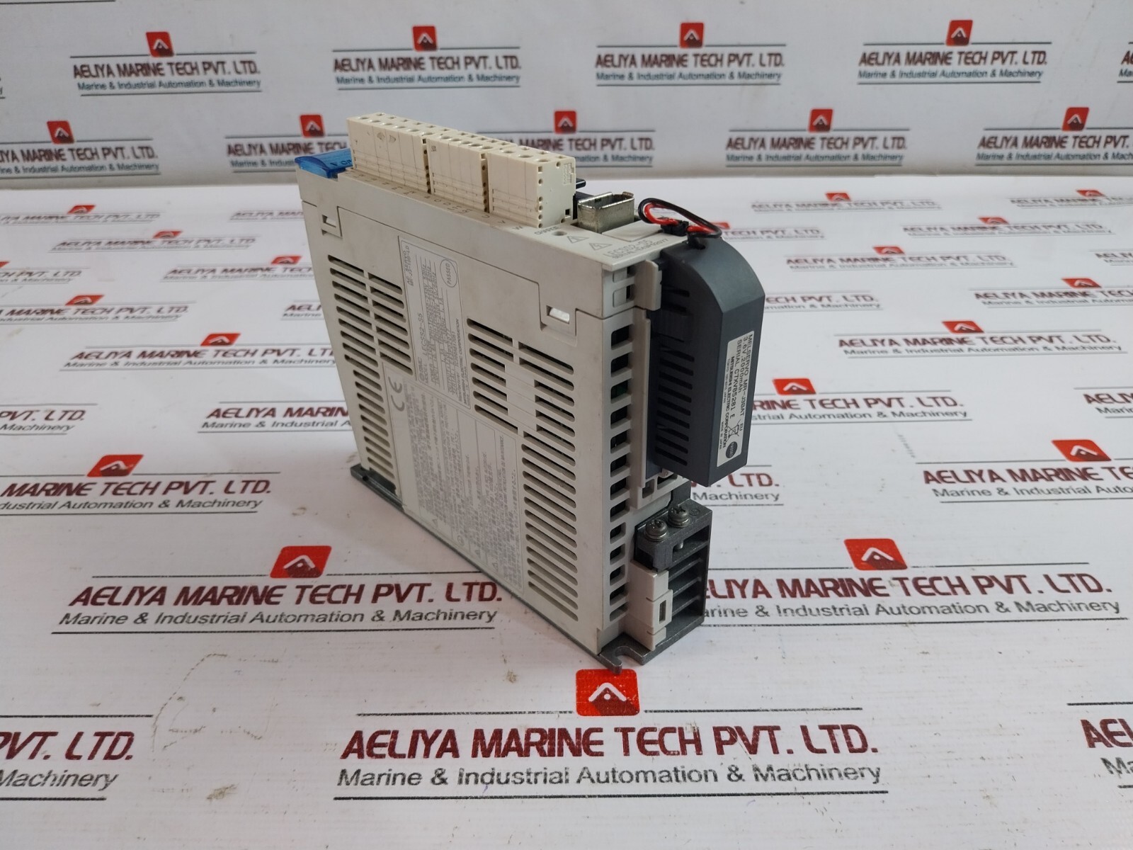 SMC LECSS2-S5 AC Servo Motor Controller 100W 0-360Hz 3.6V, 2000mAh 170V 200-230V