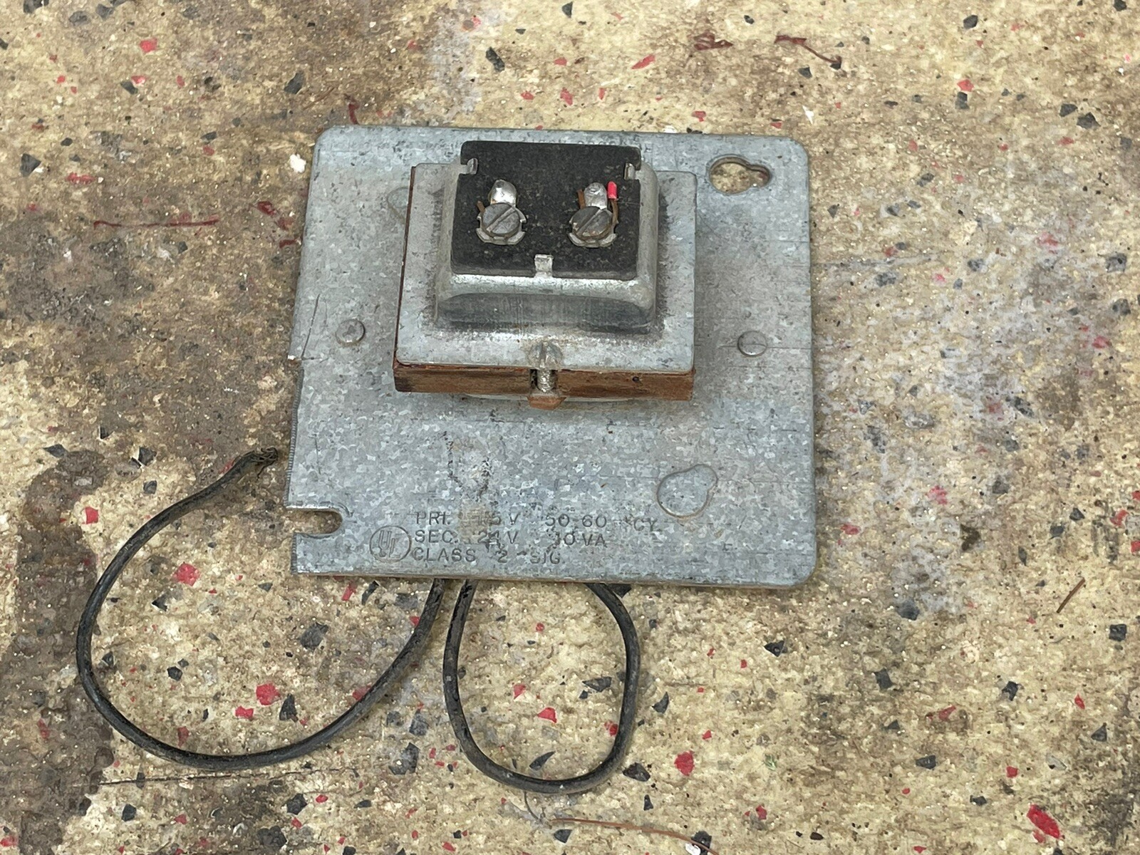 Basler Electric BE-8980-ACD14 Pri. 115V 50/60Hz Sec. 24V 10VA Transformer