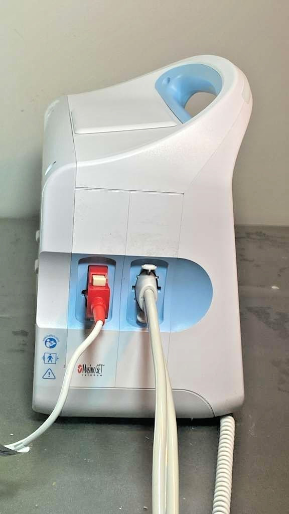 Welch Allyn Vital Signs Monitor 6000 series with accessories &new battery
