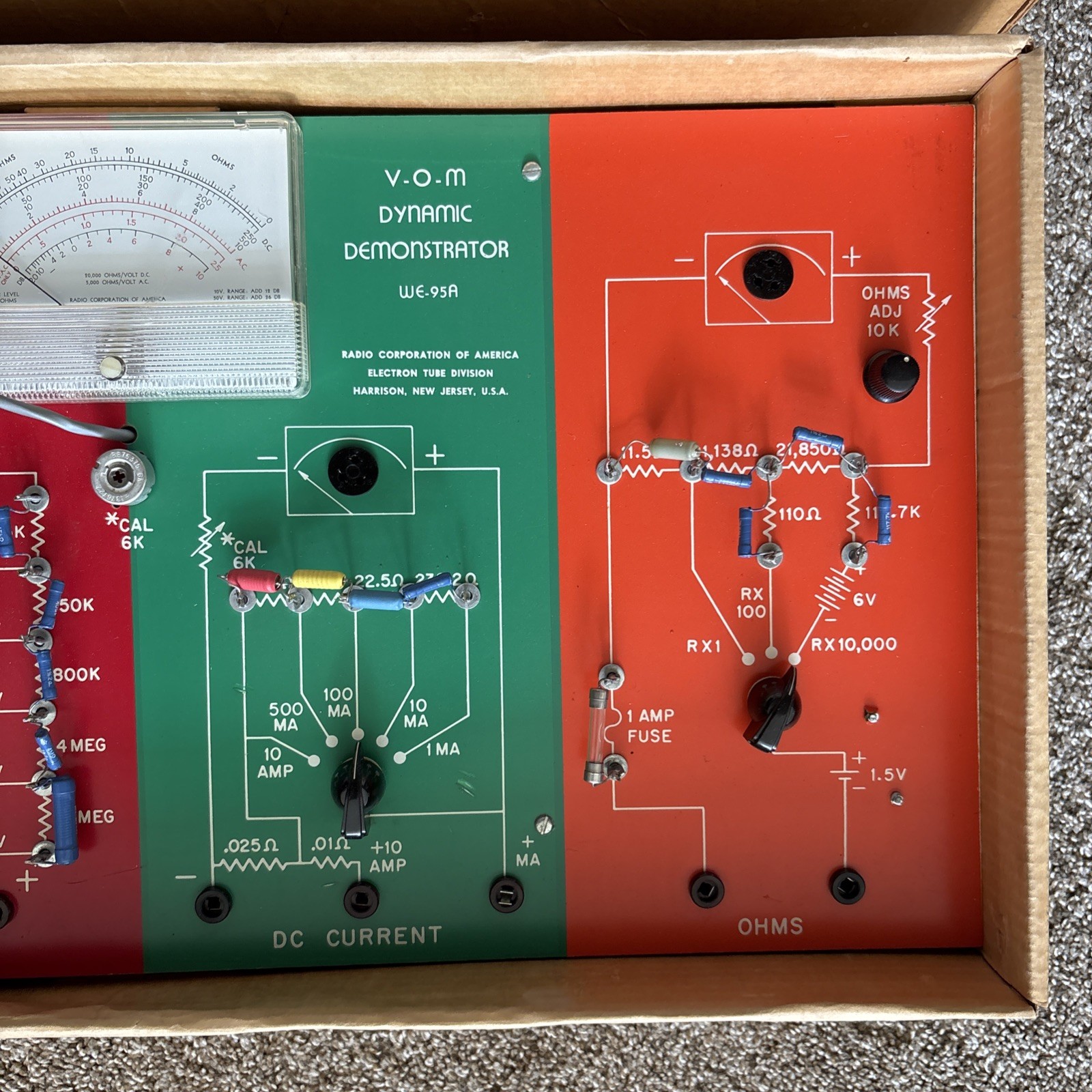Vintage RCA V-O-M Volt-Ohm-Milliammeter Dynamic Demonstrator Radio Kit WE-95A