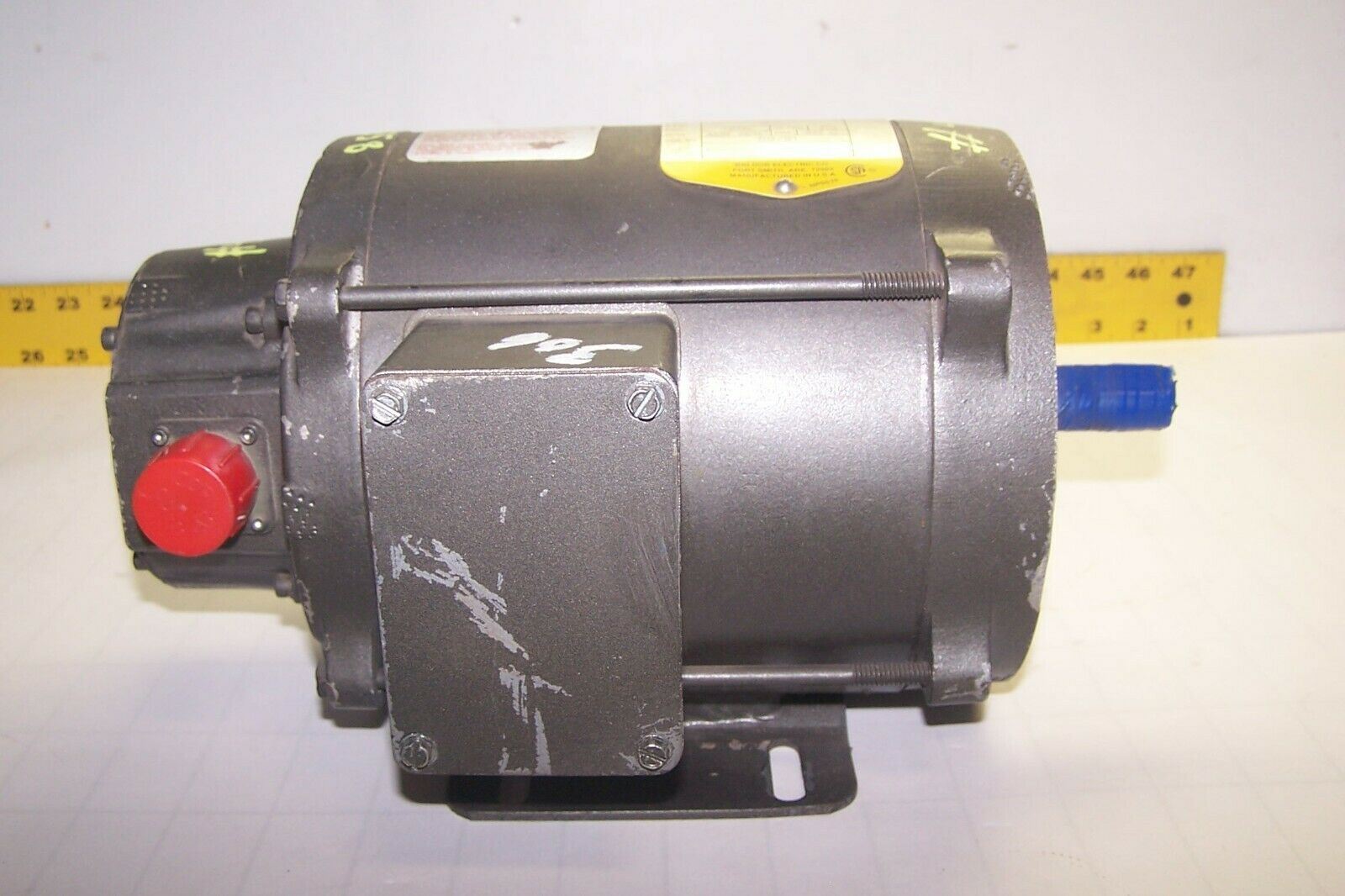 BALDOR 1 HP BRUSHLESS DC MOTOR 1800 RPM 300 VDC BLDCC 0516B FRAME CDB3546