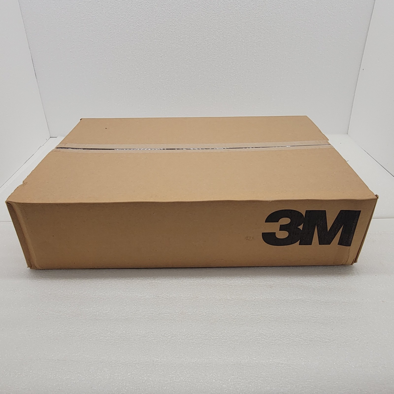 QTY (24) 3M Half Facepiece Medium Respirator Set Filter Not Included 6200/07025