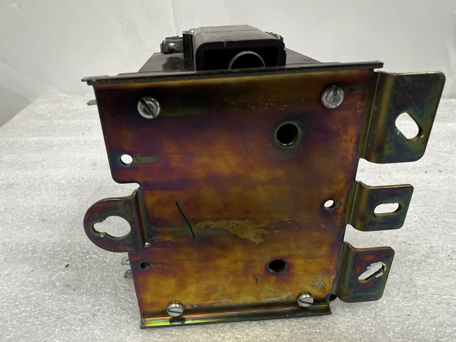 Eaton Cutler-Hammer 9560H1610A 3-Pole Contactor 90A 600V Coil Model 6-331-25