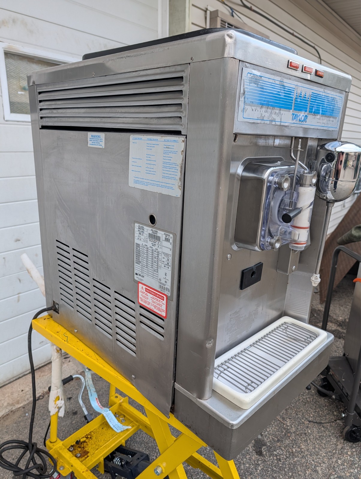 TAYLOR 340-27 FROZEN DRINK MARGARITA MACHINE 208V Countertop REFURBISHED