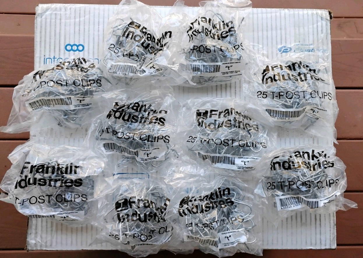 Franklin Industries T-Post Clips 250 Count, 10 Bags of 25