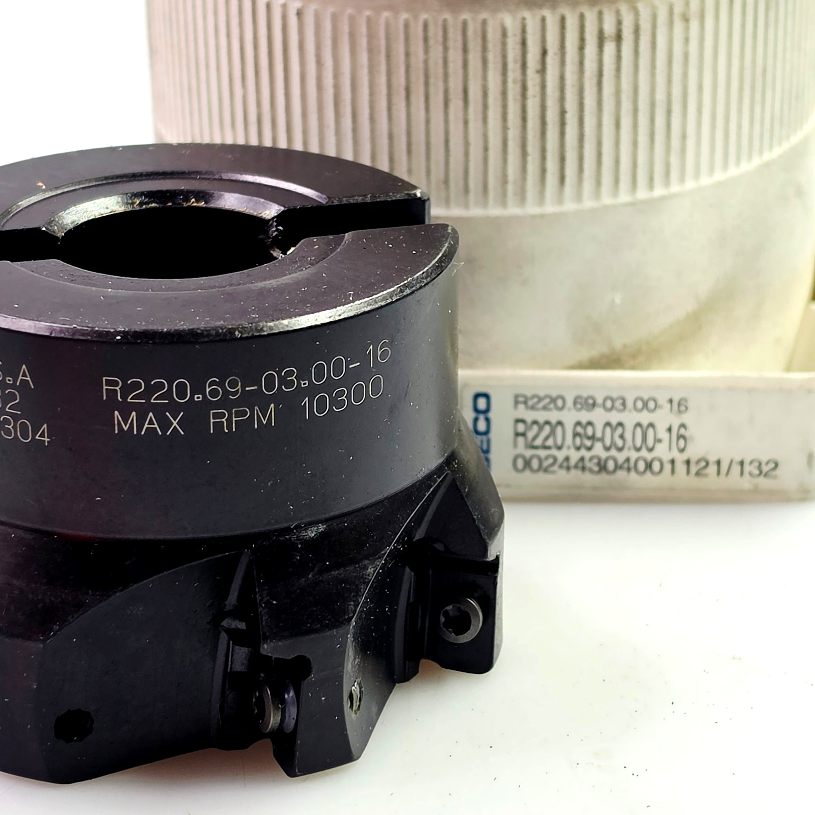 SECO 3″ R220.69-03.00-16 Face Mill Indexable Square Shoulder Milling Cutter