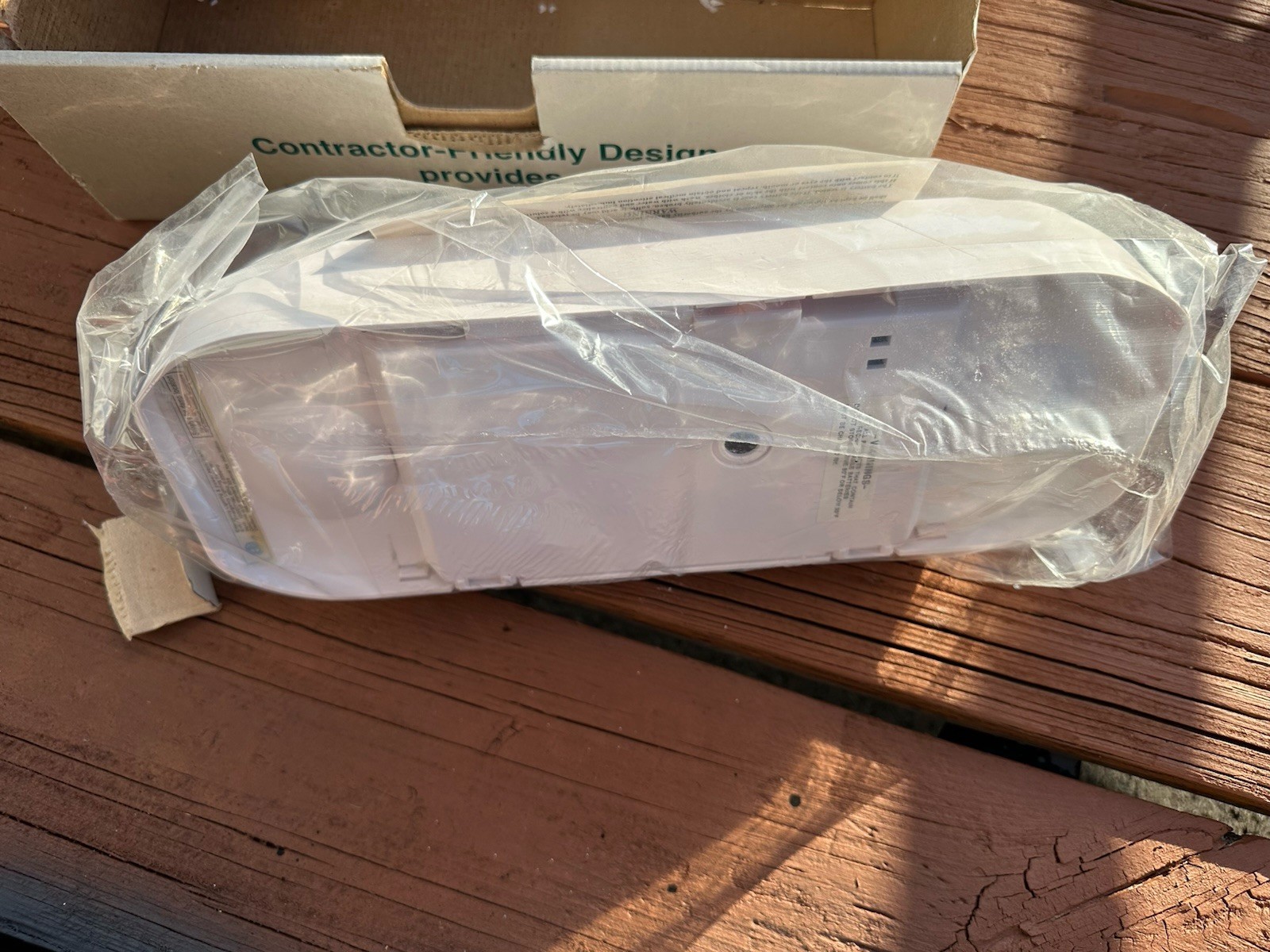 Energy Star LIGHTING 120V / 277V LED BATTERY POWERED EMERGENCY LIGHT