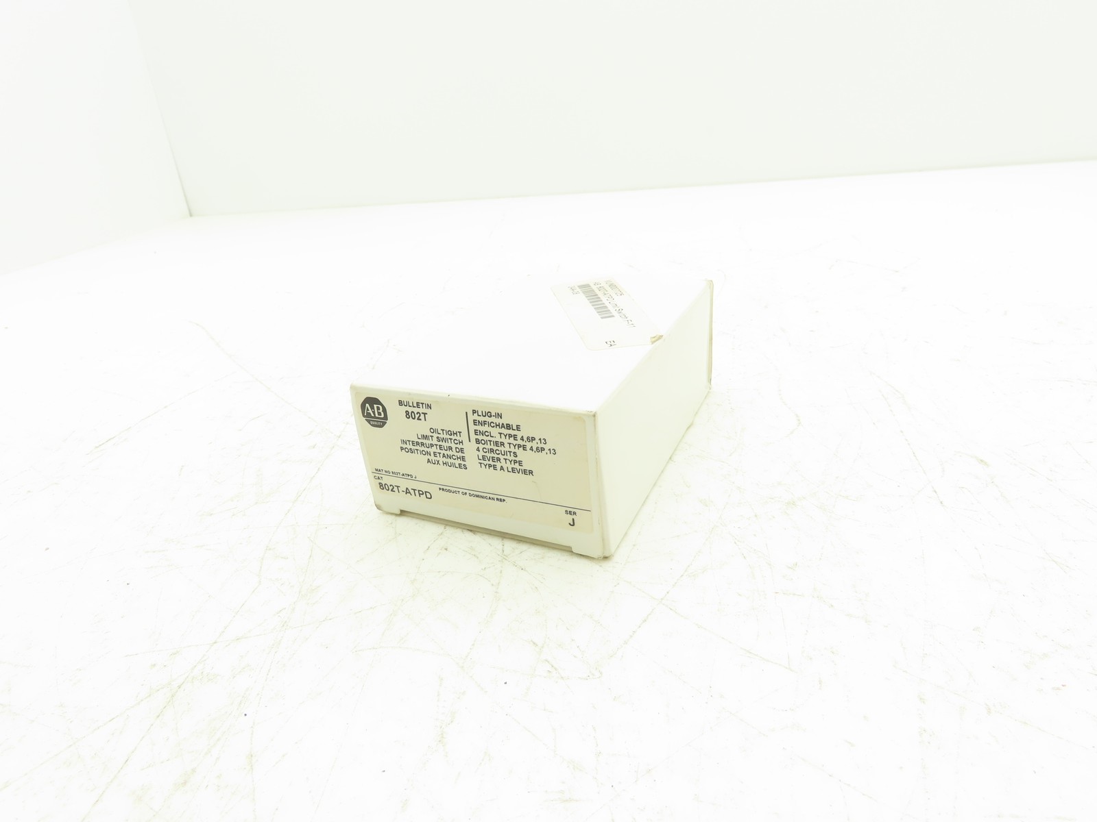 Allen Bradley 802T-ATPD Plug In Oiltight Limit Switch Roller Arm Spring Return
