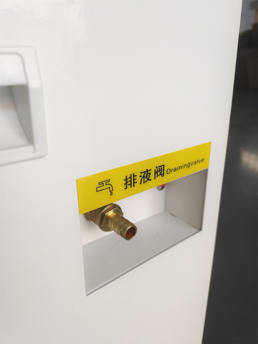 Low Temperature Thermostat Oil Bath Circulator 6 Litre -30°C-160°C Cooling Heater