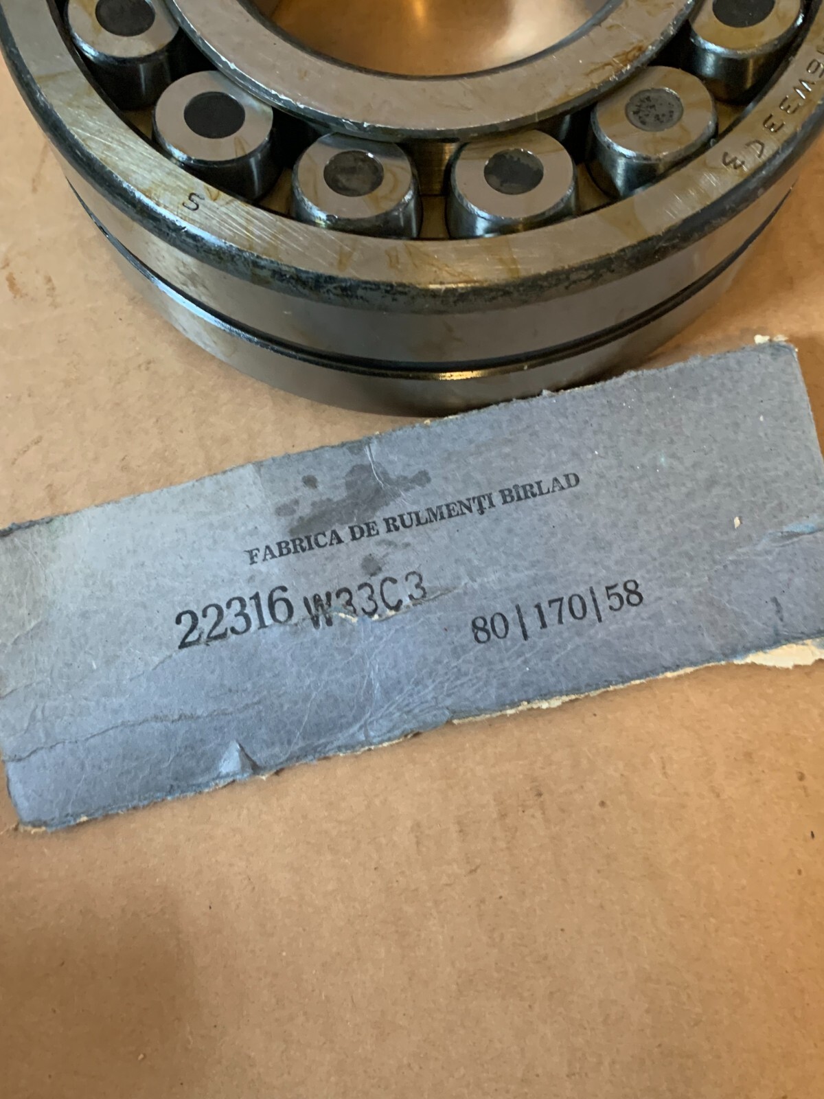 URB Spherical Roller Bearing 22316W33C3 22316 W33 C3 NEW OLD STOCK Romania