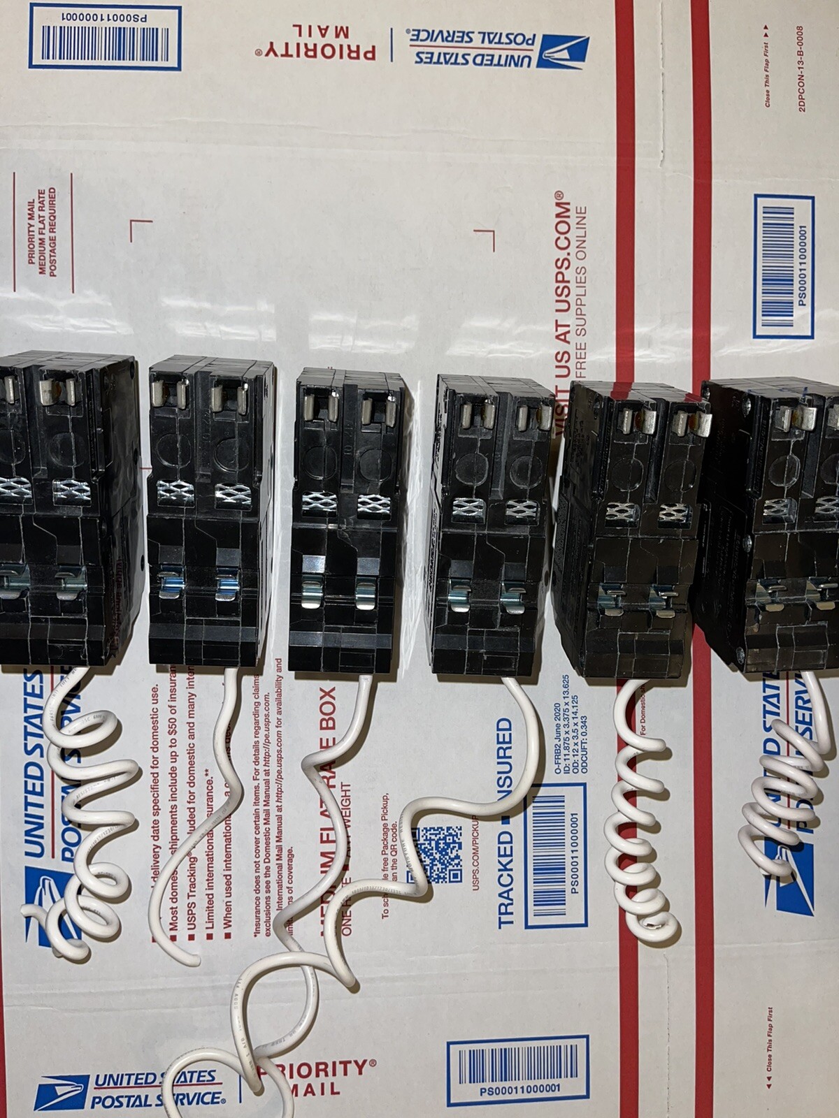 QO230GFI 1 PC SQUARE D QO 2P 30AMP GFCI GROUND-FAULT CIRCUIT BREAKER TAKE-OFFS