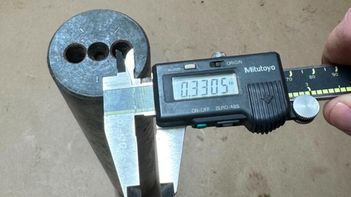 Caterpillar Linkage Pin 12.375×2″ 314.325×50.8mm 50.8mm 2in