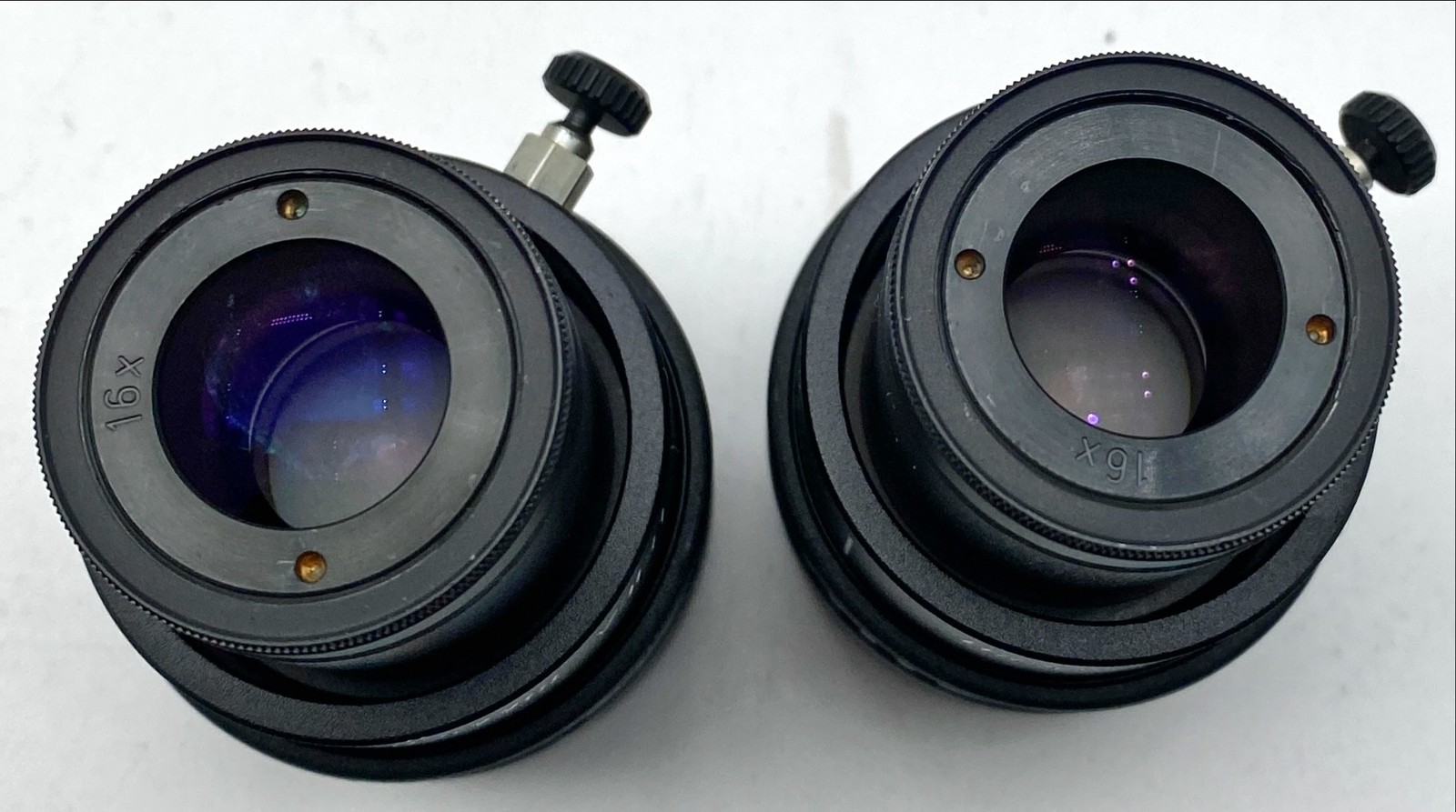 Pair of Leica 16x Microscope Eyepieces 10445301 Stereo – Excellent Condition