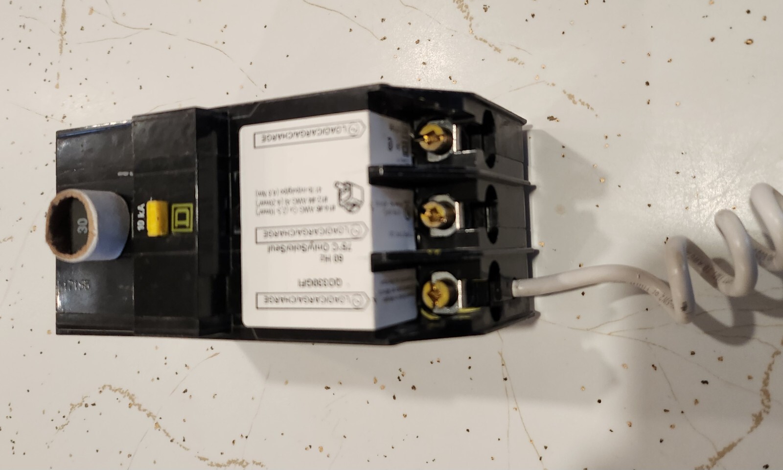 SCHNEIDER ELECTRIC Miniature Circuit Breaker 120/240-Volt 30-Amp QO330GFI Switch