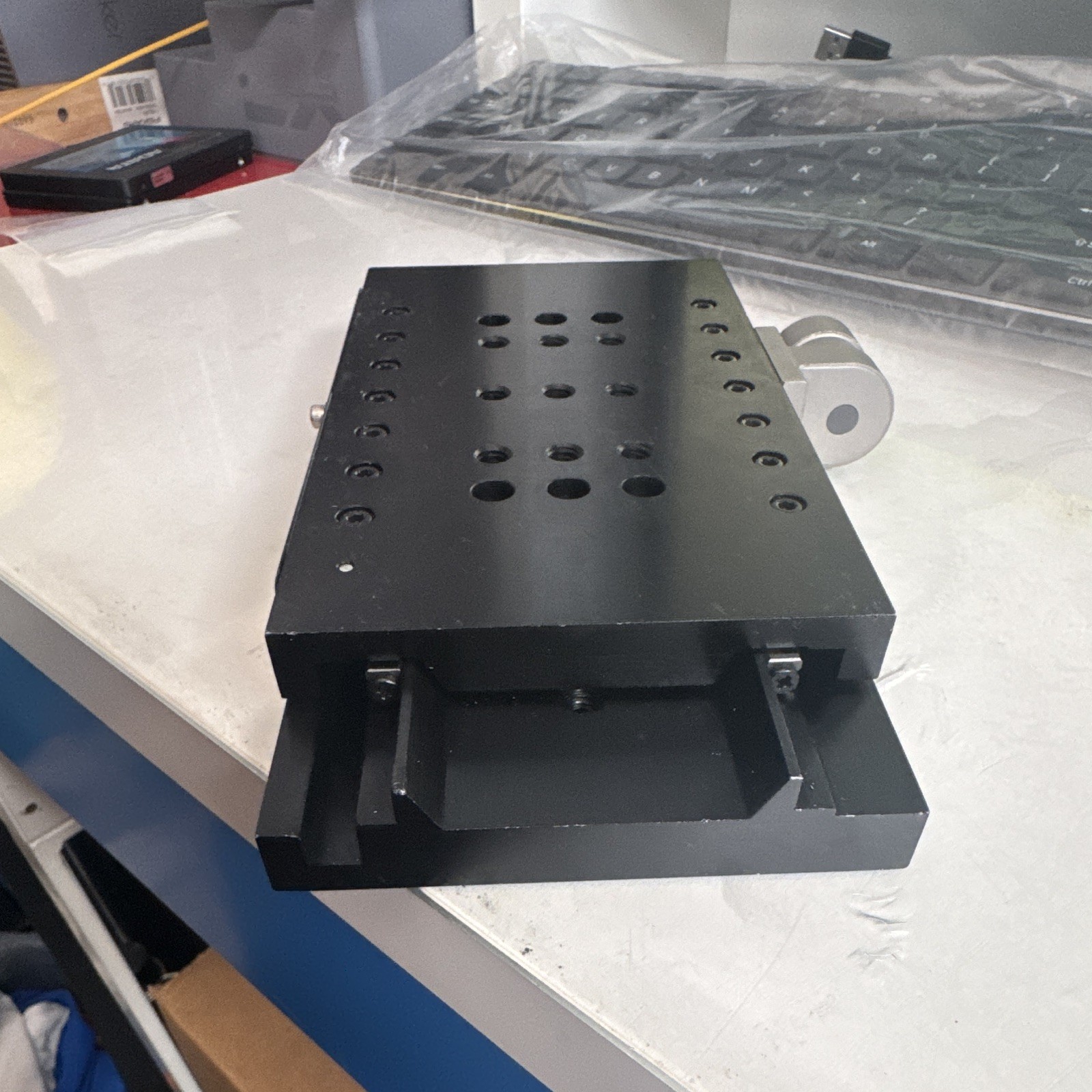 Newport 436 Series Linear Positioning Stage Manual Handwheel Mounting Plate
