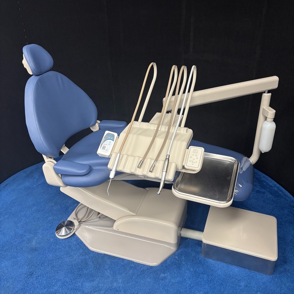 ADEC 1040 Chair w/ Radius Euro Delivery, Vector Electric Handpiece System, Vinyl
