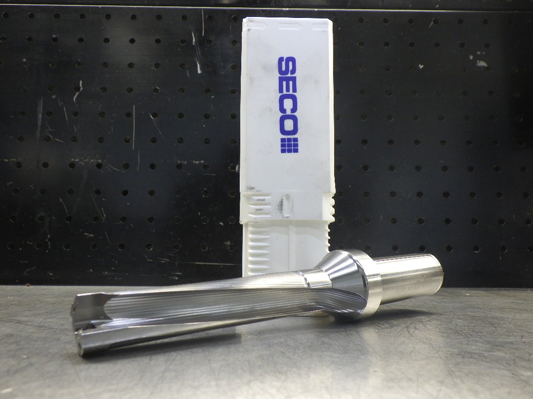 SECO 13/64″ Indexable Drill 1″ Shank SD525-0812-406-1000R7 (LOC2108C)
