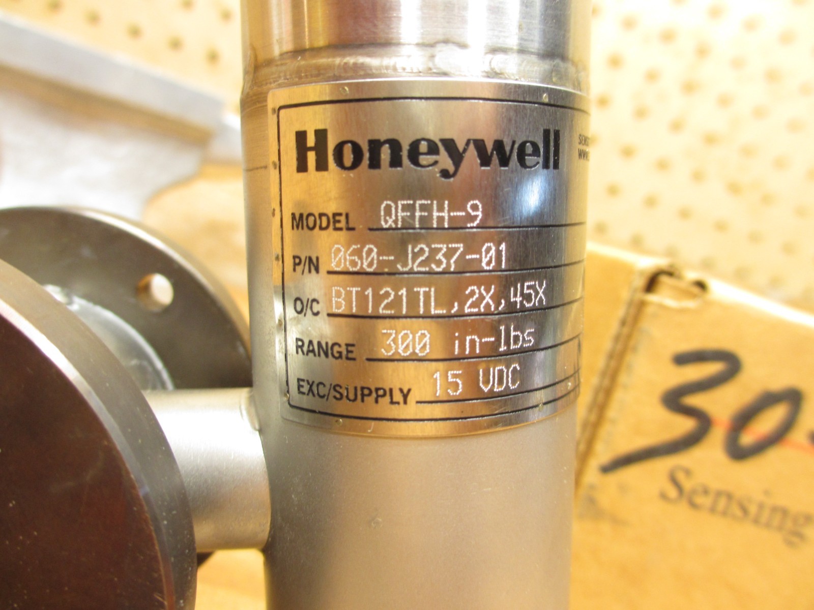 Honeywell QFFH-9 *NEW* 060-J237-01 Flange Reaction Torque Transducer 300in-lbs