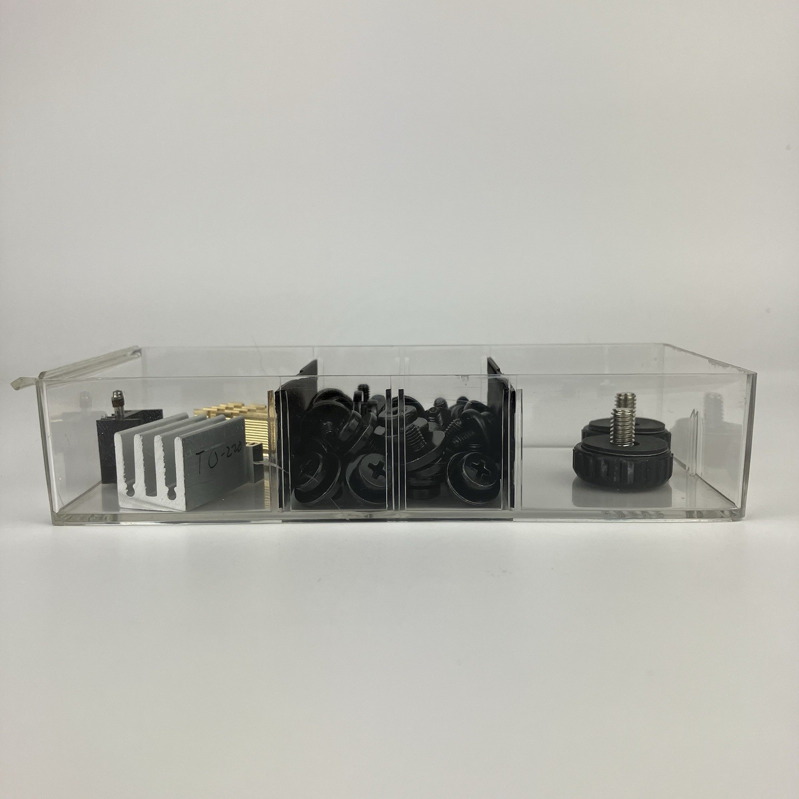 20/40/60pcs – Akro-mils 40-501 dividers for 20-501 drawers