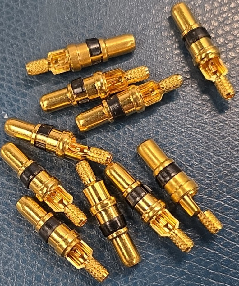 QTY: 10 L17-DM53740-5001 CONN D-SUB PIN COAX CABLE SLDR FREE SHIPPING