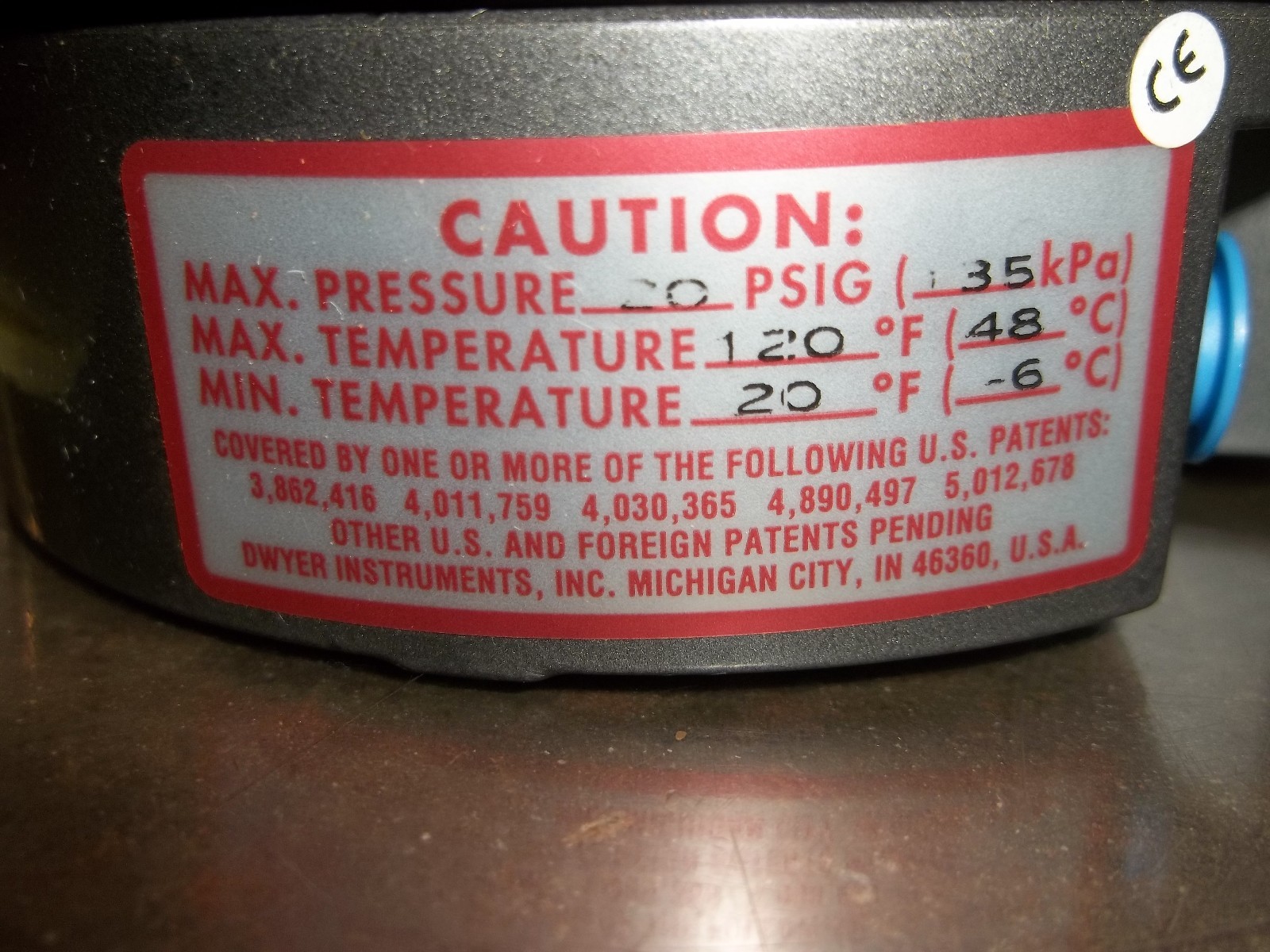 NEW DWYER MAGNEHELIC INDICATING TRANSMITTER N38T 171291-00 0-100 IN 20PSIG (845)