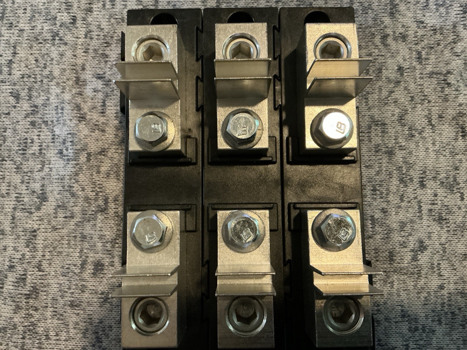 Marathon Class T Fuse Holder 300V 200A 3-Pole T200A3B
