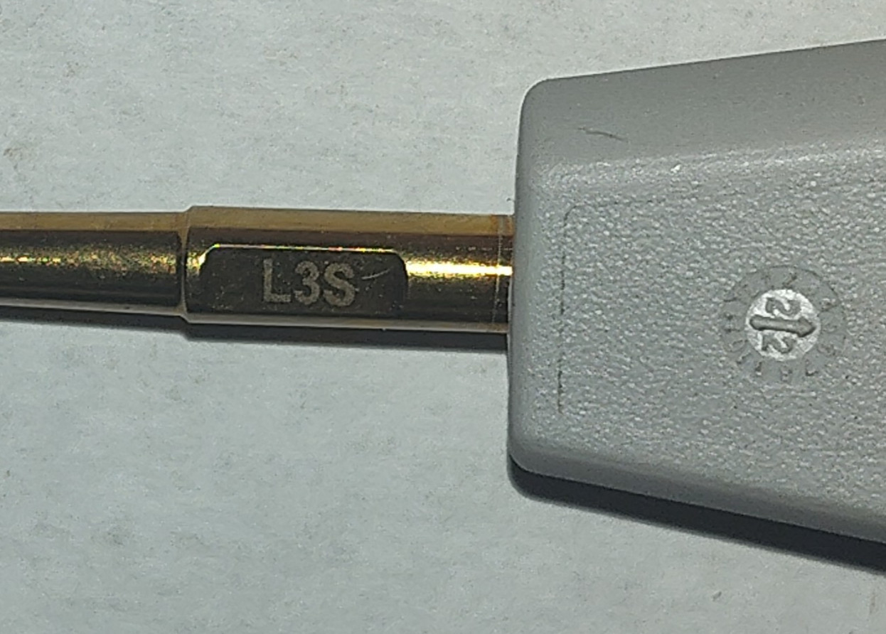 Directa Luxator L3S straight dental elevator