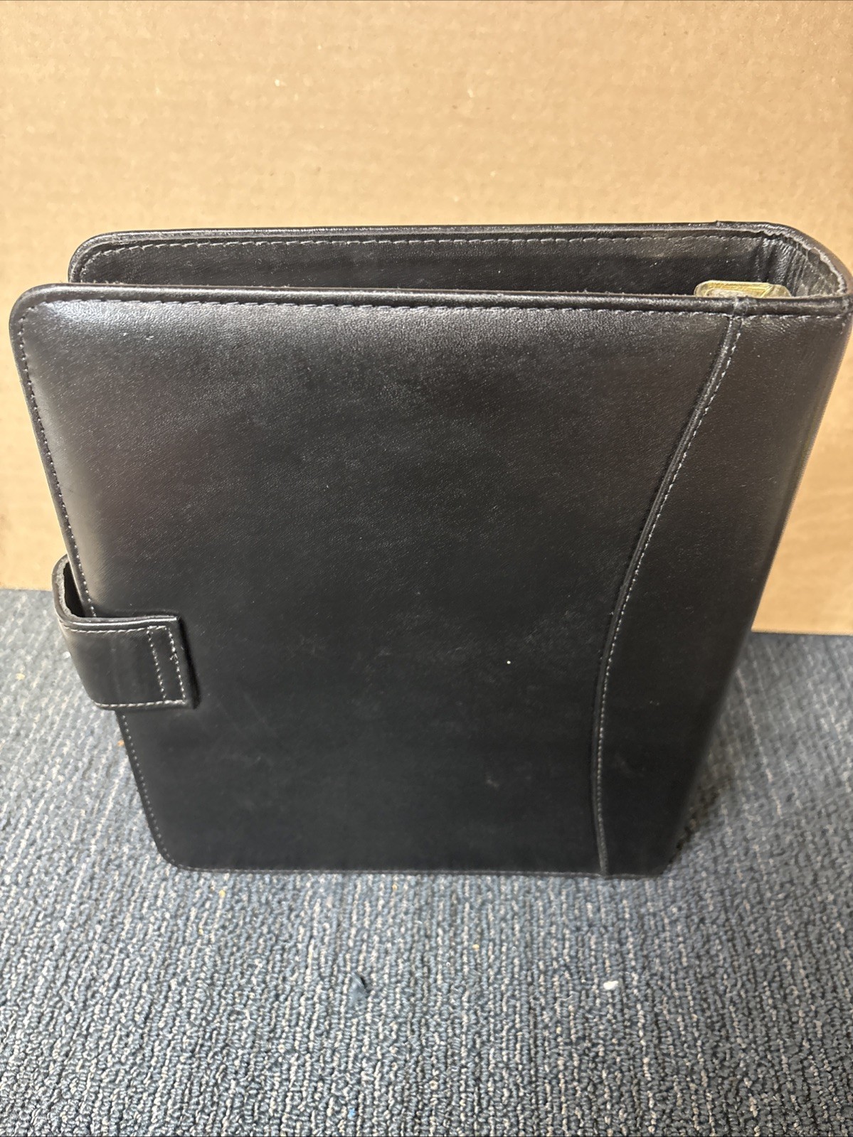 Franklin Quest Black Classic Full Grain Leather Open Binder Day Planner
