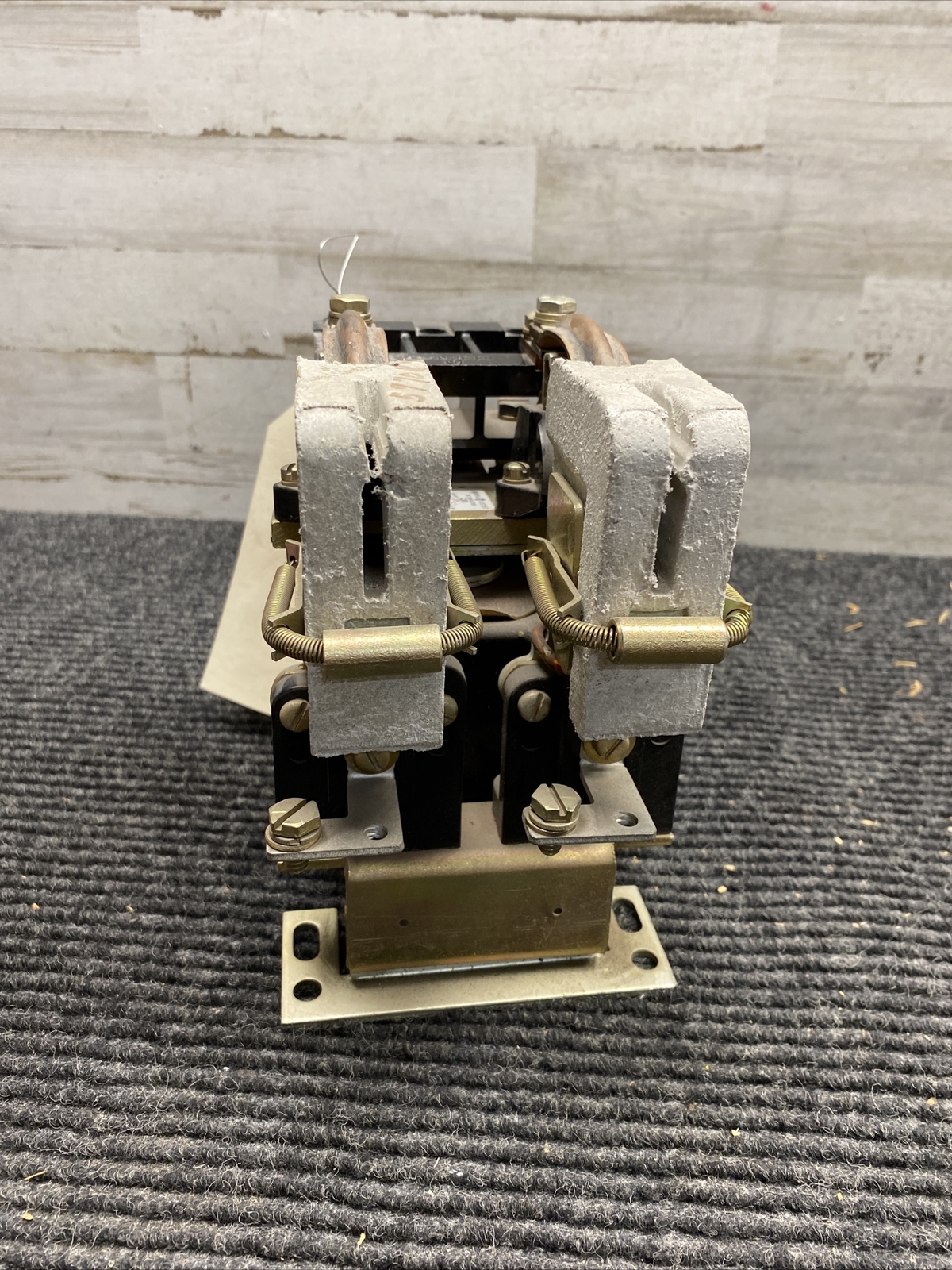 General Electric 1612CA3H Dc Contactor 115/120v-dc 600v-dc 50 Amp