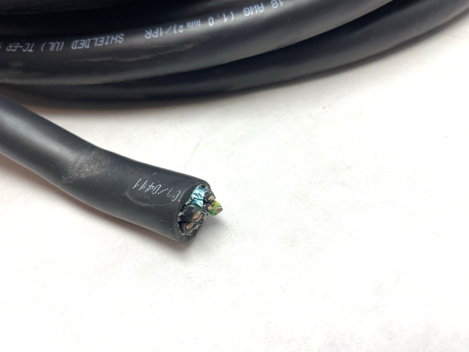 LAPP 701711 Cable OLFLEX VFD 1XL w/SIGNAL 14/4C+18/2C 35.0 FT 4C 14 AWG black