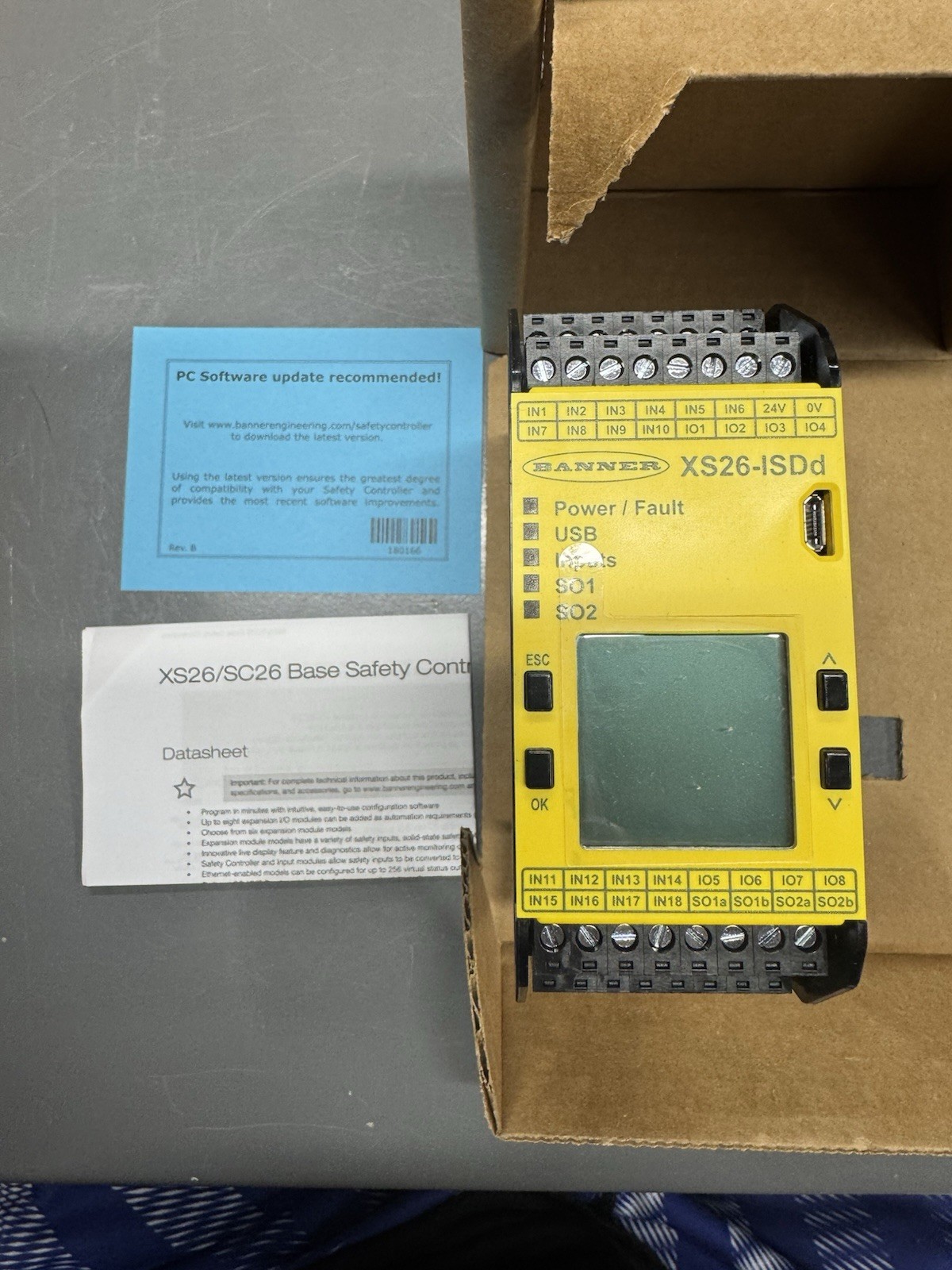 Banner Engineering Corp 812484 XS26-ISDd Expandable Safety Controller NEW IN BOX