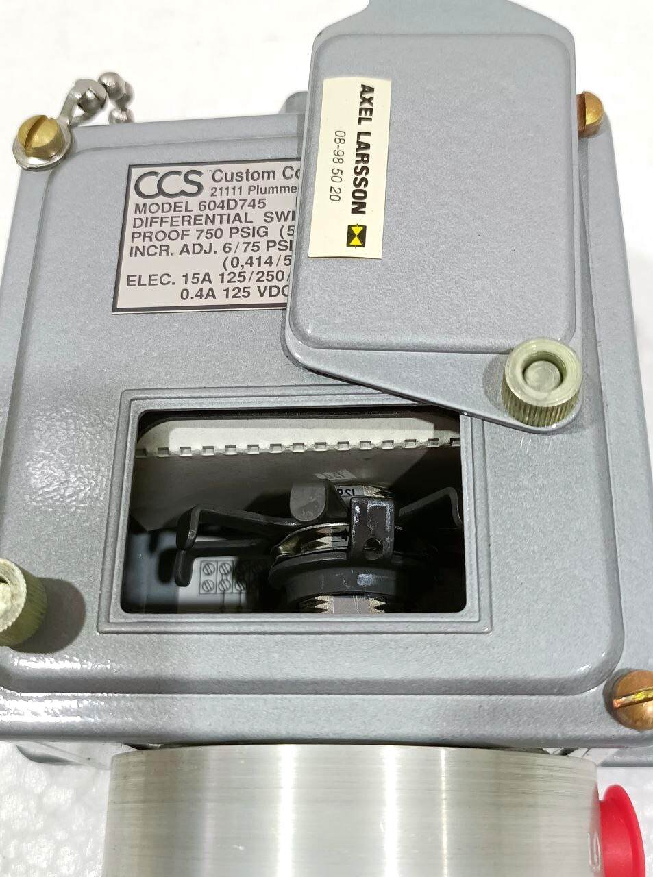 CSS 604D745 4,152,559 DIFFERENTIAL SWITCH PROOF 750PSIG 52BAR NEW FAST SHIPPING