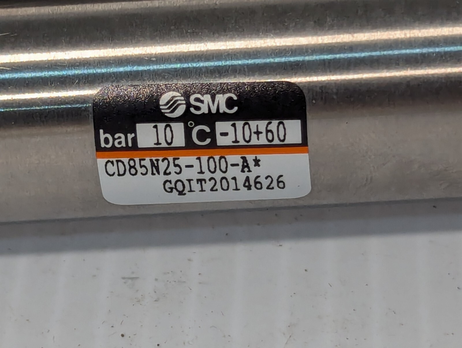 SMC CD85N25-100-A* cylinder, 10 bar, -10 to 60 deg C, double acting, single rod
