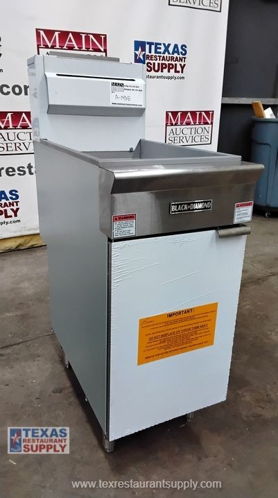 Black Diamond 40Lbs Natural Gas Deep Fryer with manufacturer warranty 1 Year