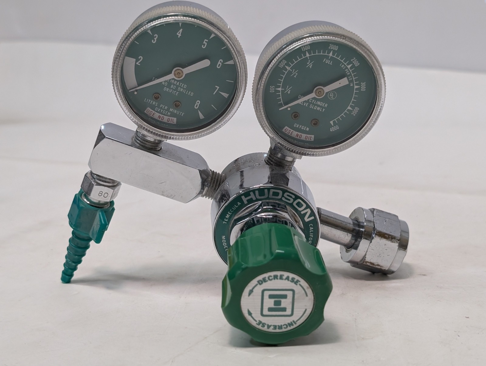 Hudson Model 2640 Medical Oxygen Pressure Regulator, Individual Item