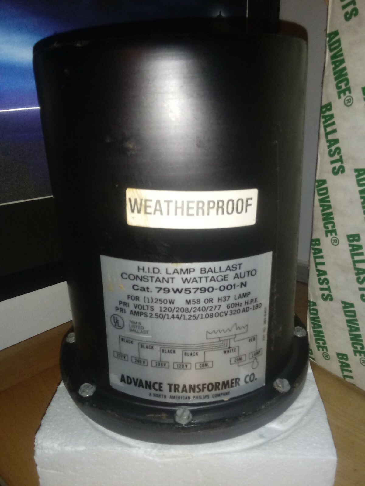 ADVANCE TRANSFORMER CO. 79W5790-001-N H.I.D. LAMP BALLAST CONSTANT WATTAGE AUTO