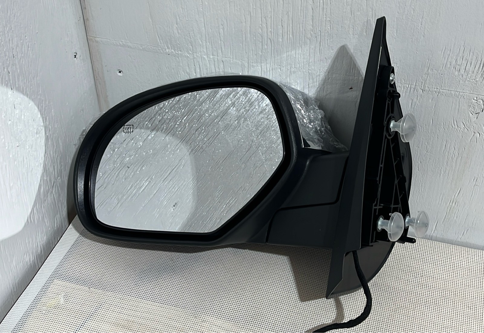 Left Driver Side Mirror Power Heated Chrome Fits 07-13 Chevy Silverado GMC