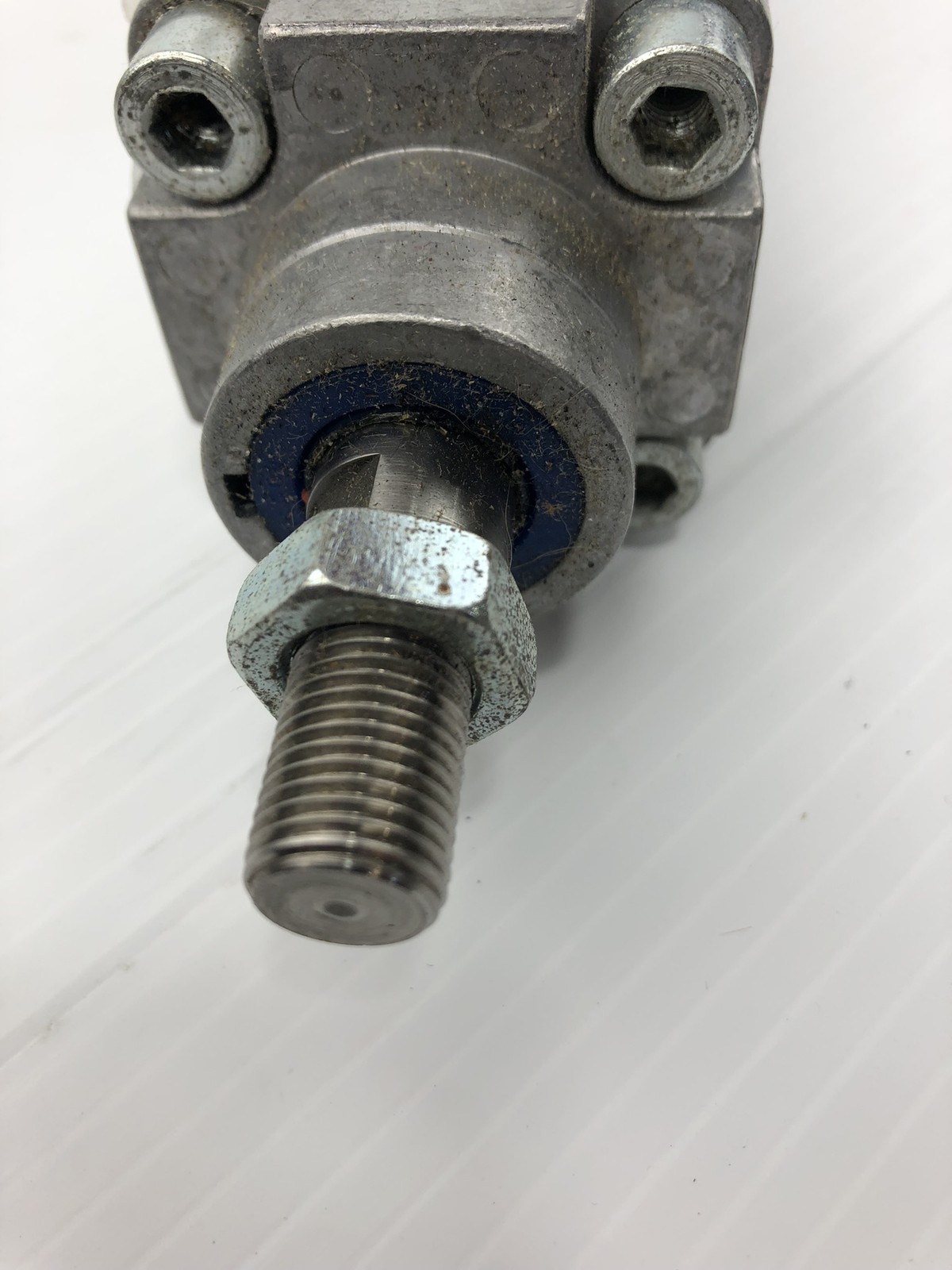 Festo DNG-1 5/8″-30″-PPV-A Pneumatic Cylinder